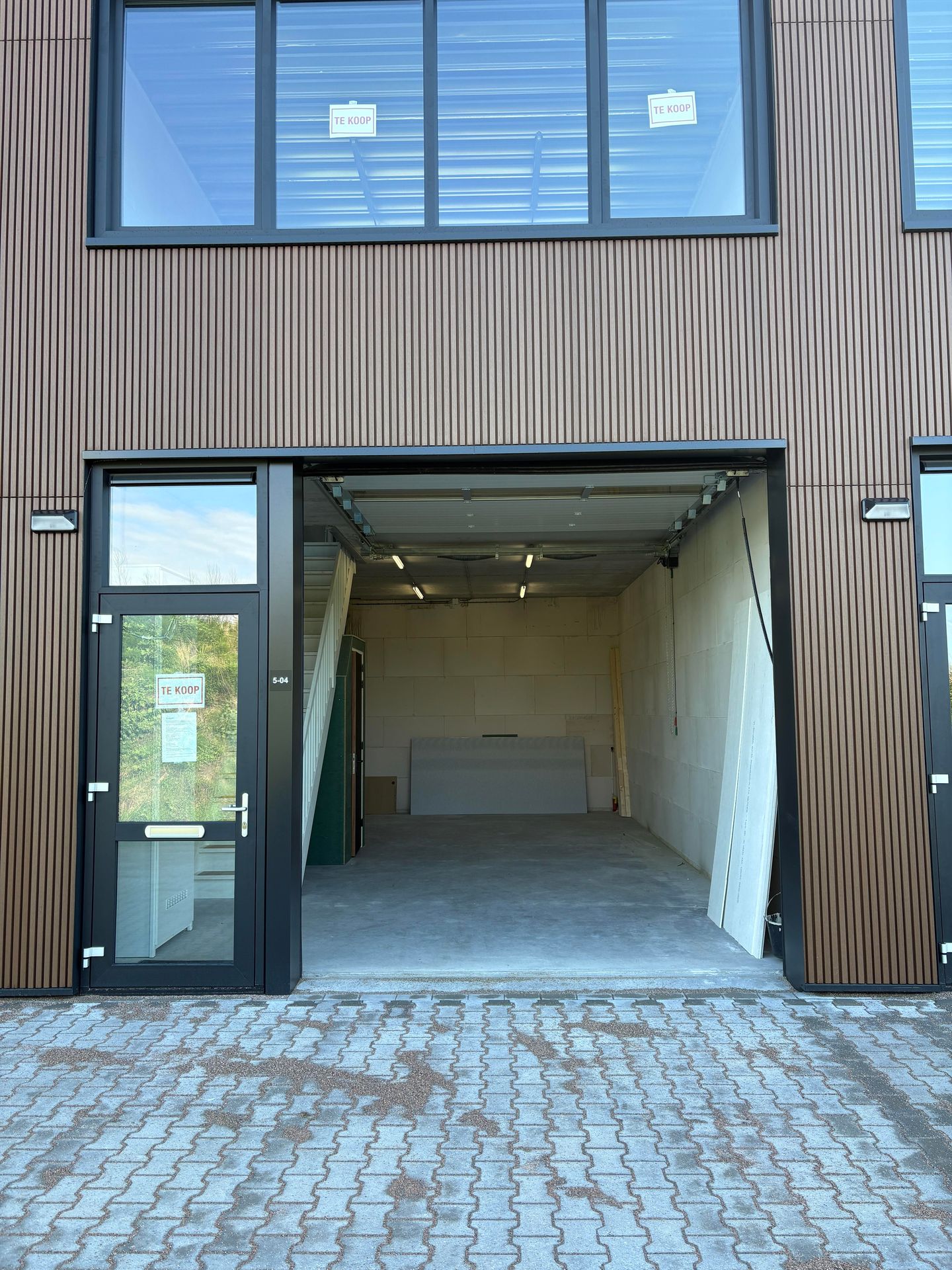 View photo 2 of Produktieweg 5-04