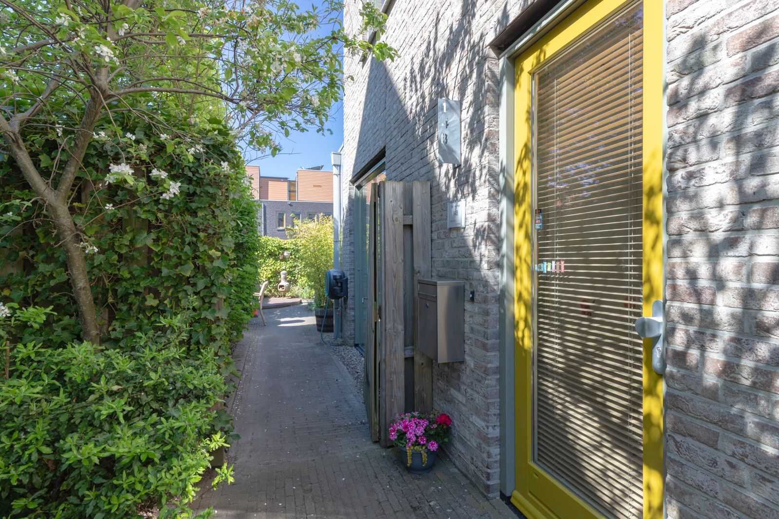 Foto 42 van Opaalstraat 148