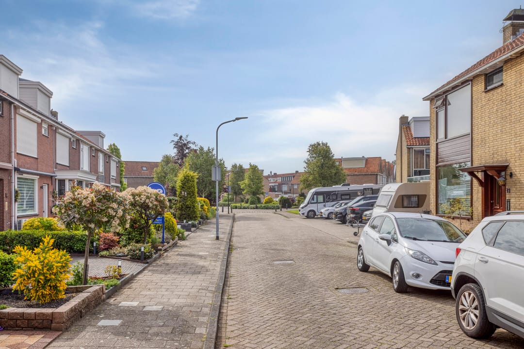Foto 41 van Krokussenstraat 17