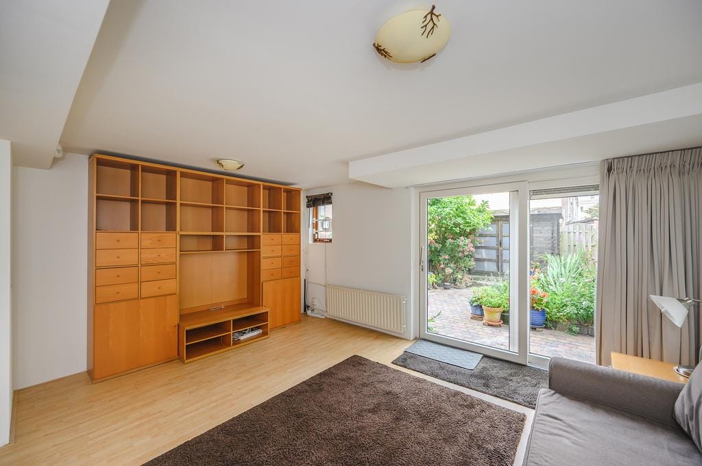 Photo 9 of Burgemeester Eliasstraat 61
