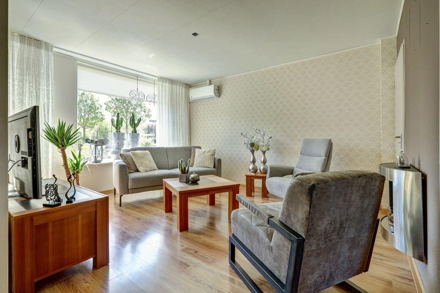 Foto 4 van Oeverloperstraat 22