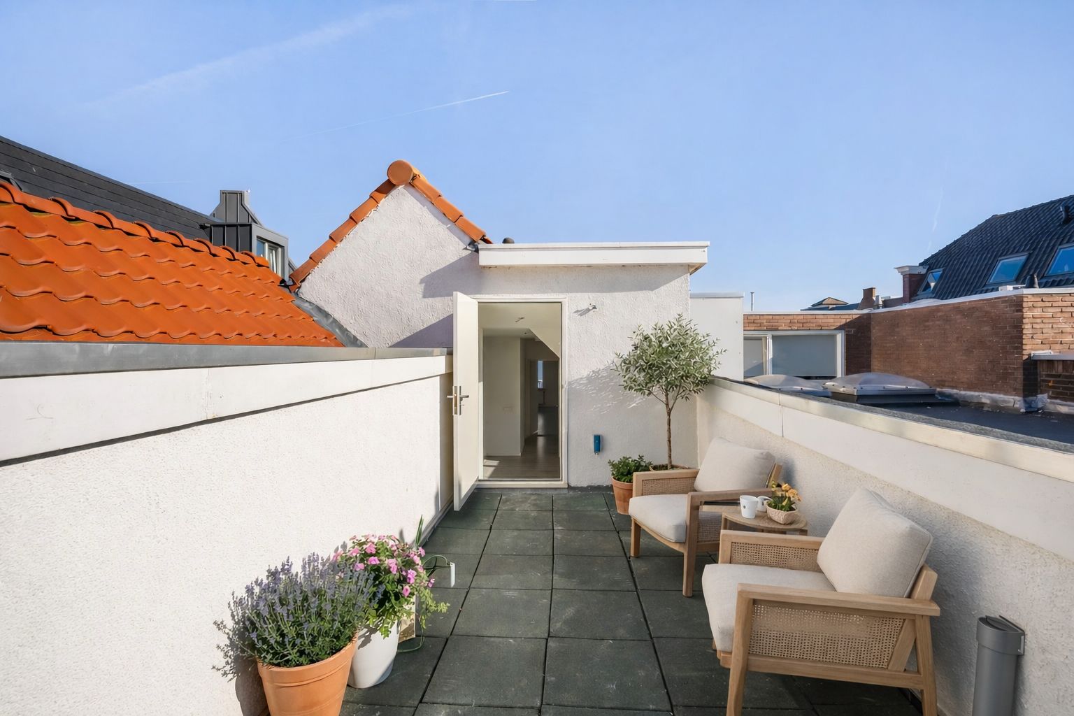 Photo 9 of Hoogstraat 105-B