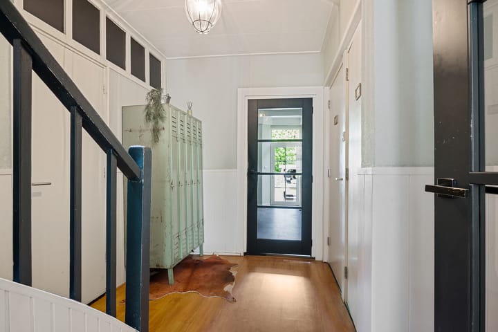 Vrijstaande woning te koop: Kerkplein 7, Grijpskerk