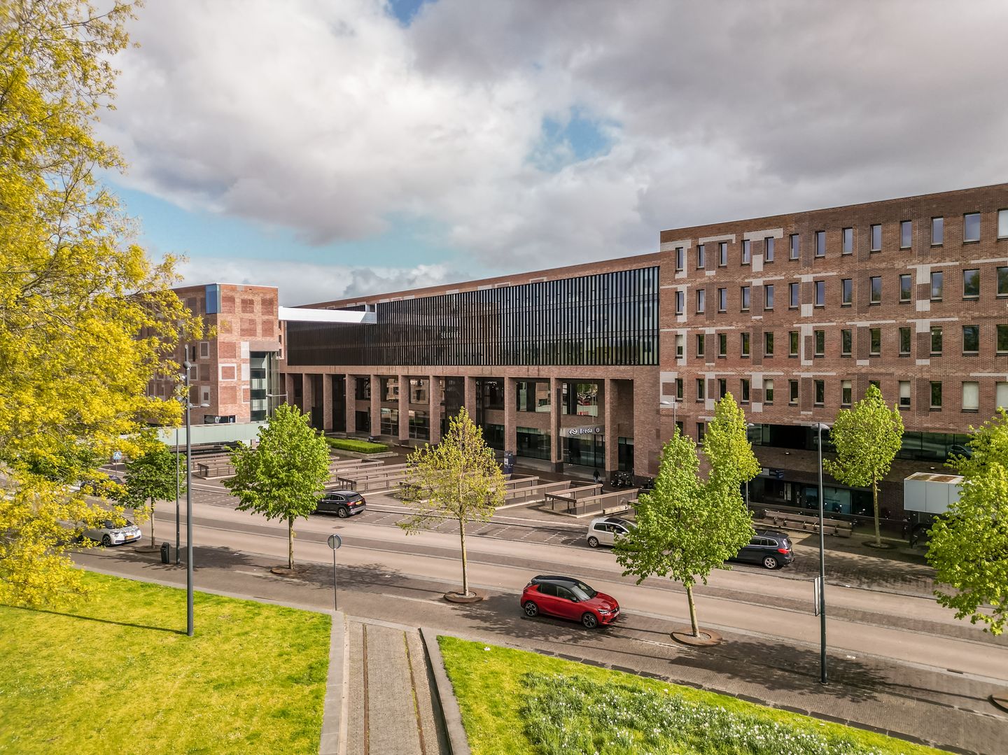 Bekijk foto 1 van Gravinnen van Nassauboulevard 75-110