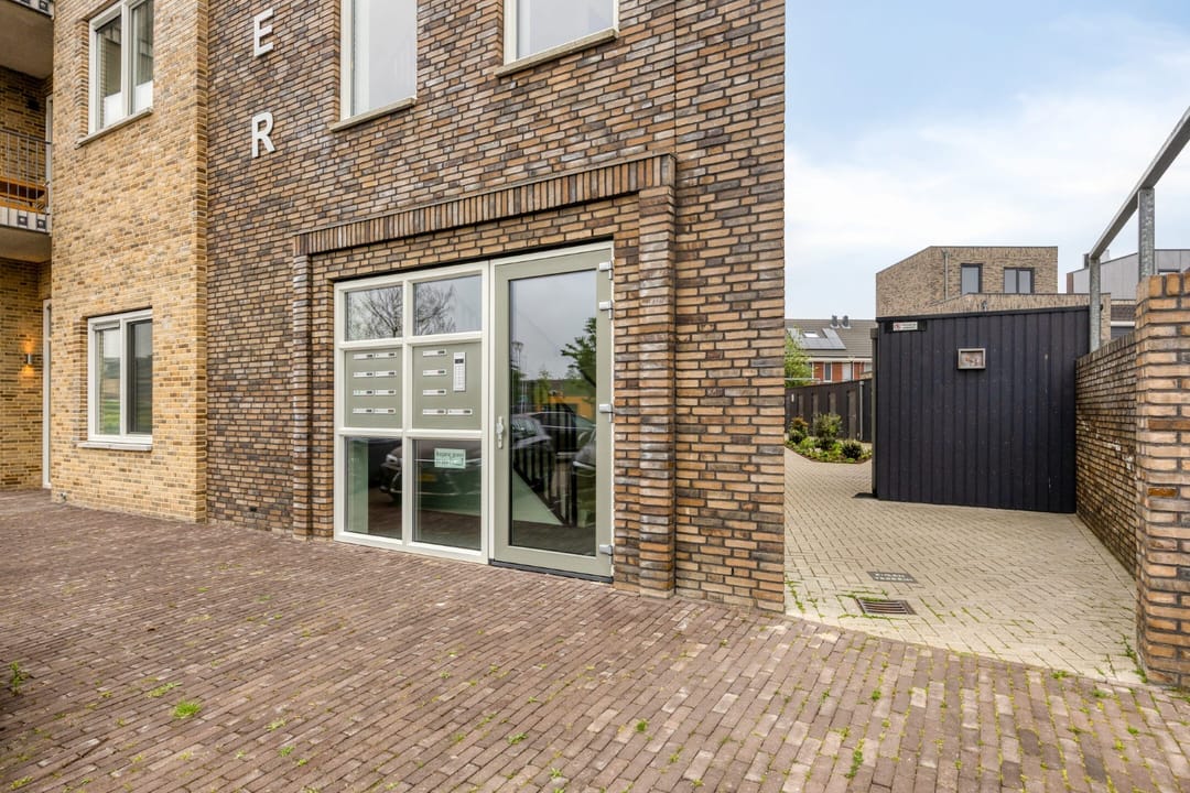 Foto 7 van Waker 49