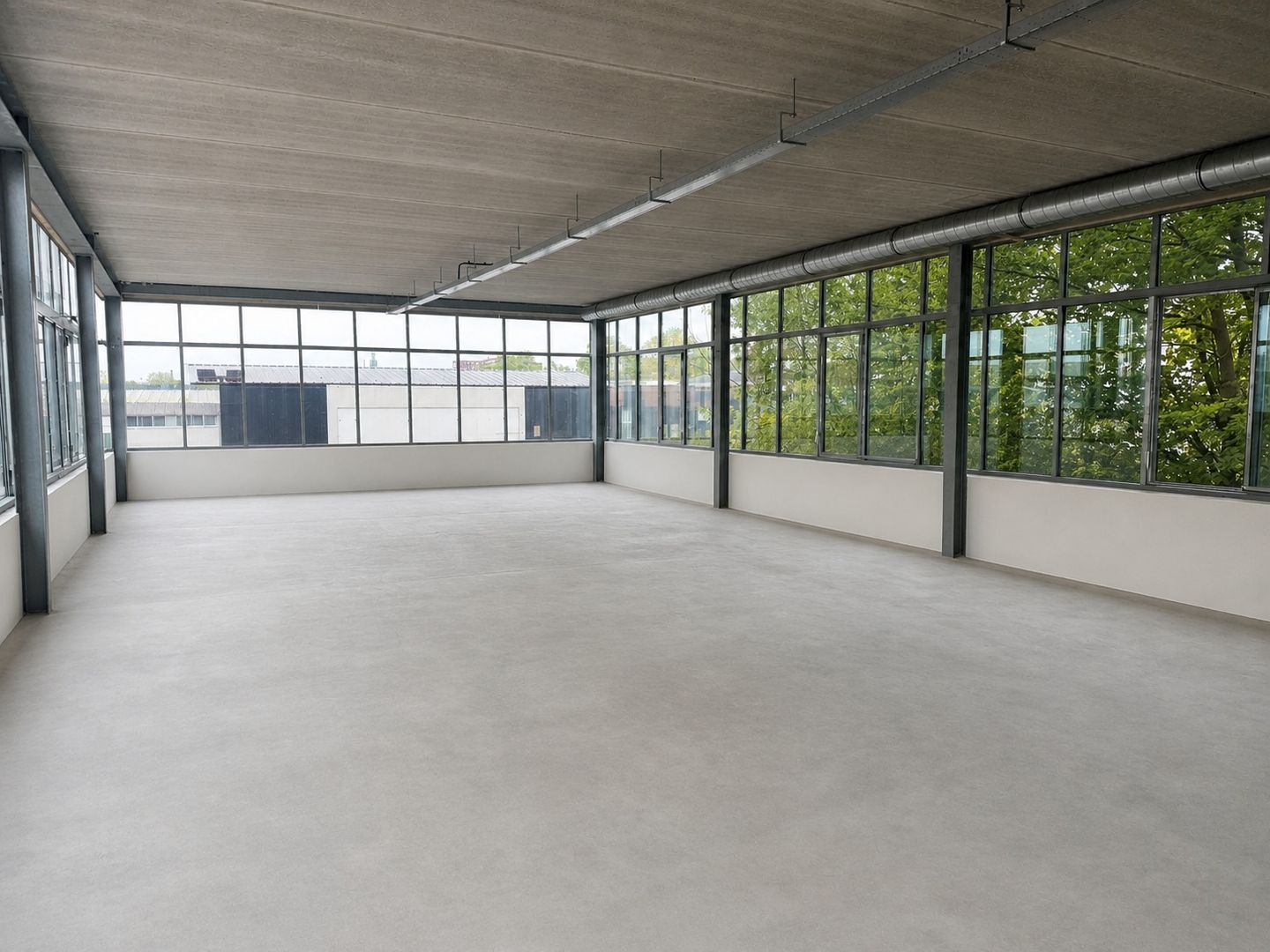 View photo 3 of Nijverheidsweg-Noord 70-B