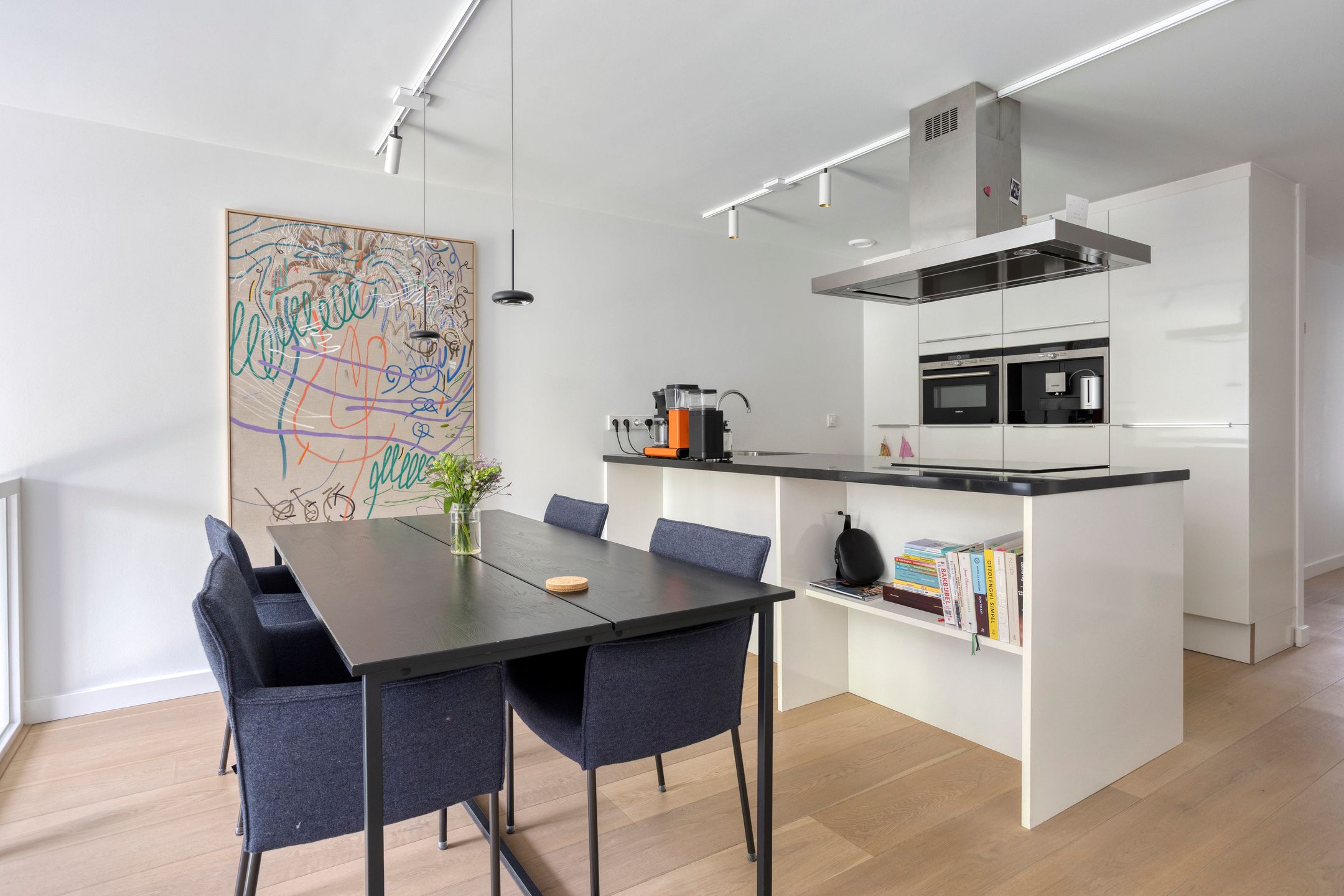 Photo 9 of Arthur van Schendelstraat 64