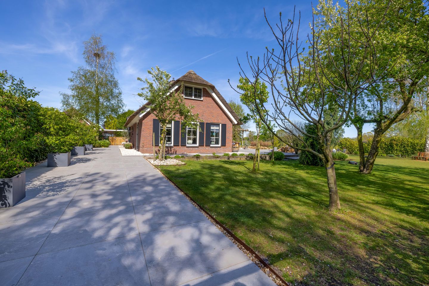 Photo 1 of Welgelegenweg 12