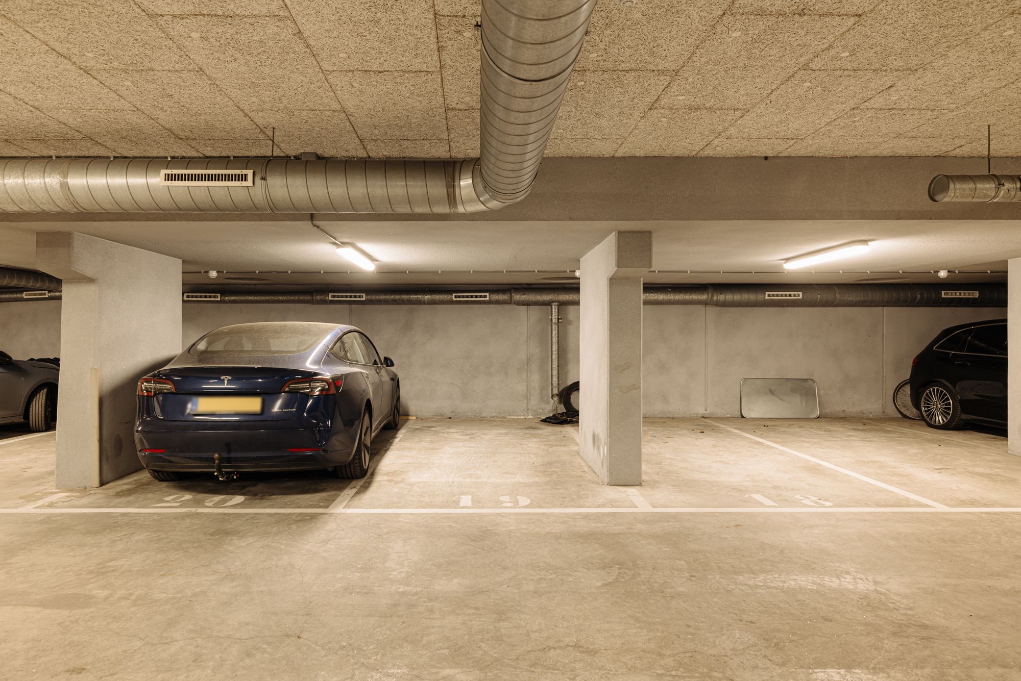 Photo 18 of Lange Leidsedwarsstraat 22-B