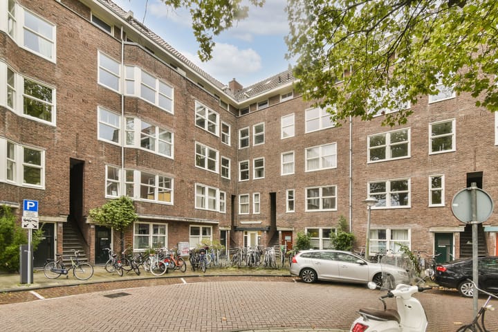 Foto 2 van Pieter van der Doesstraat 34-C2