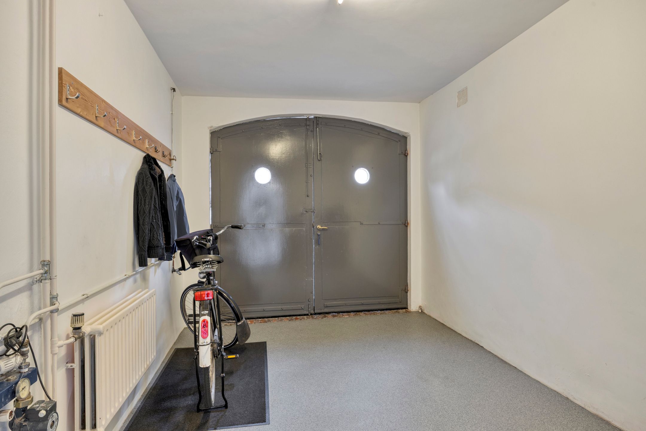 Photo 21 of Hertog Janstraat 4