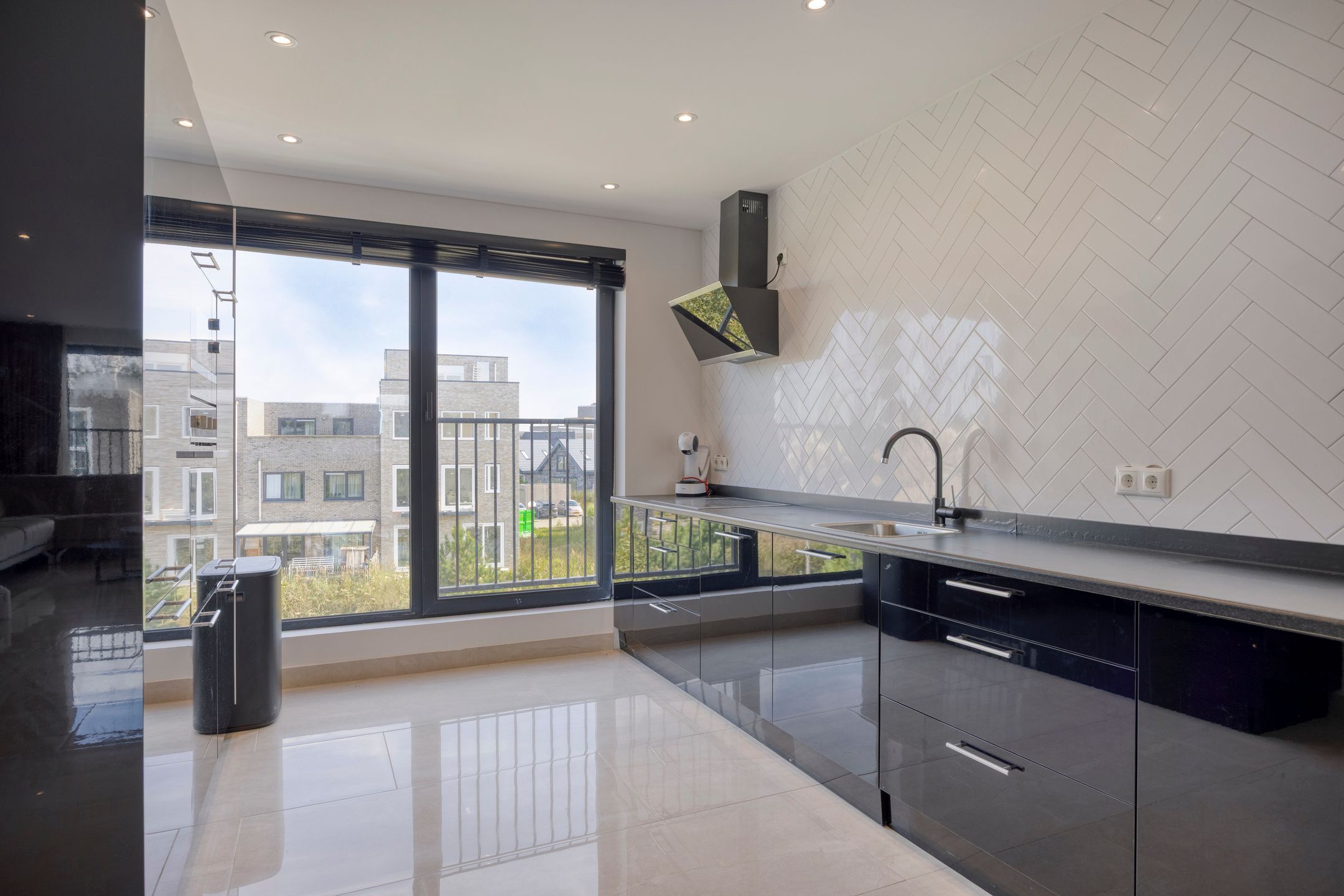 Photo 18 of Jesse Owensstraat 54