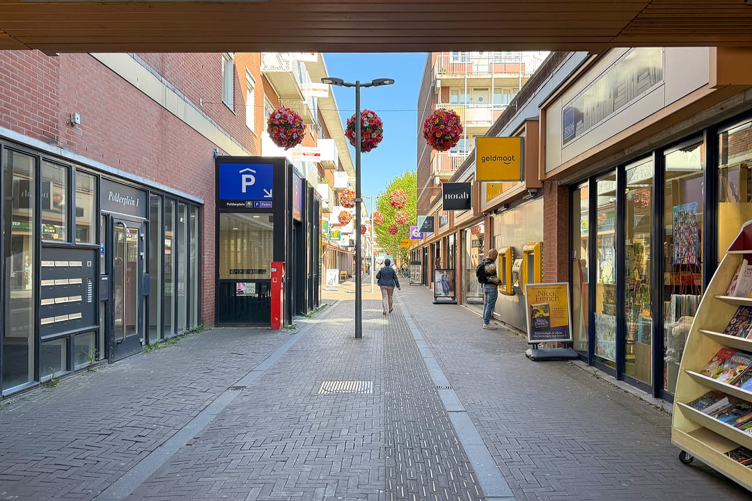 Photo 37 of Raadhuisplein 16