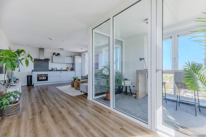 Appartement te koop: Debora Bakelaan 132, Heemskerk