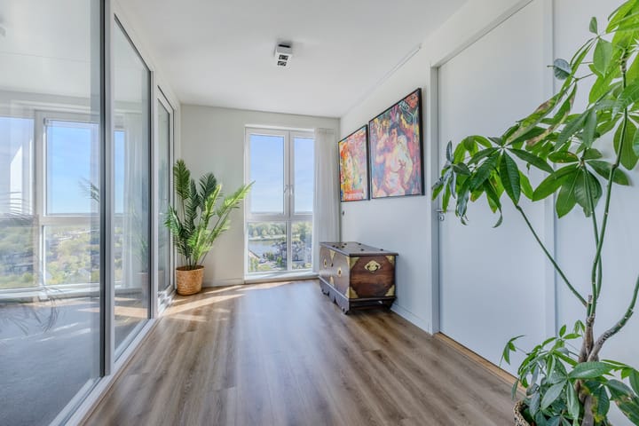 Appartement te koop: Debora Bakelaan 132, Heemskerk