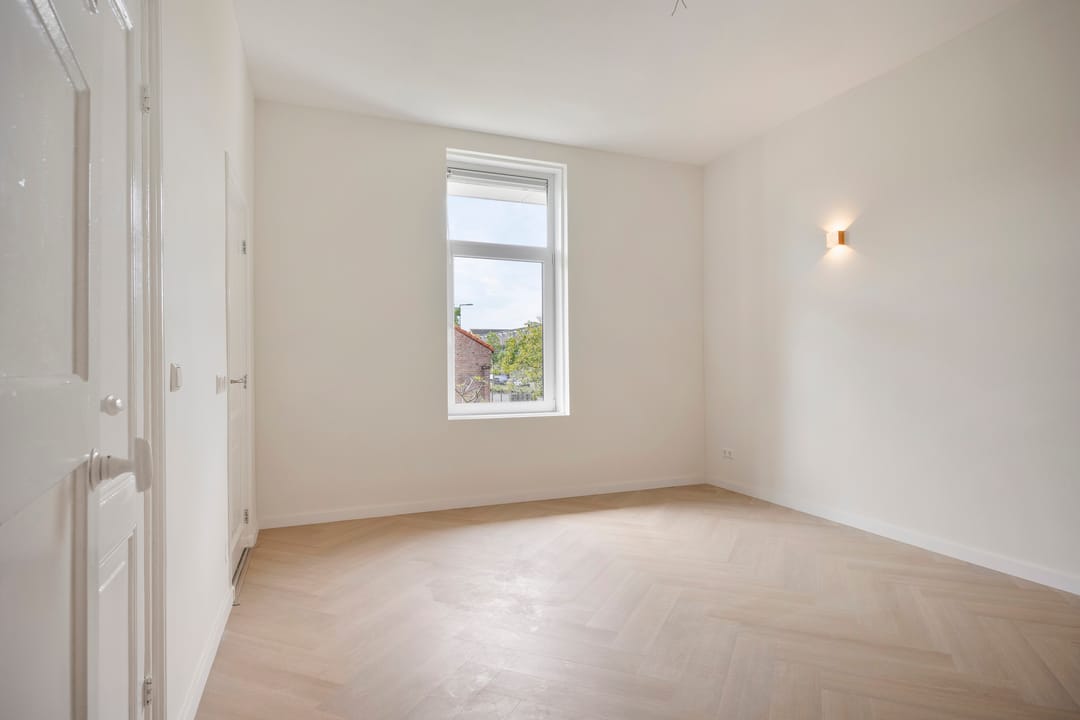 Photo 7 of Dordtsestraatweg 627