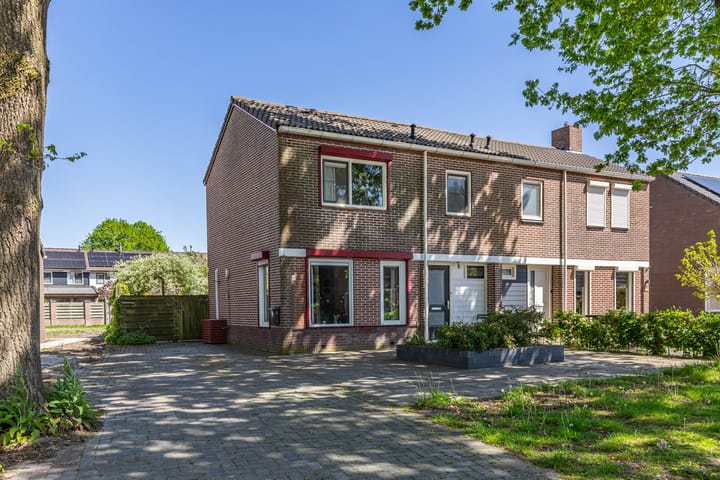 Foto 4 van Anne de Vriesstraat 40