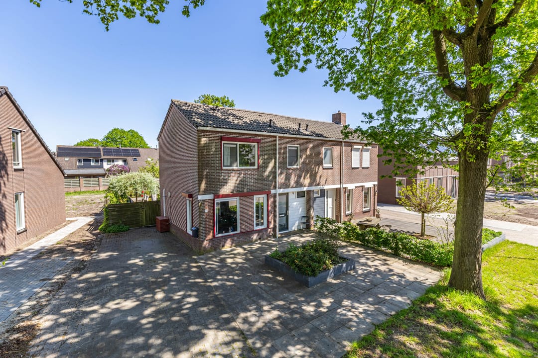 Foto 43 van Anne de Vriesstraat 40