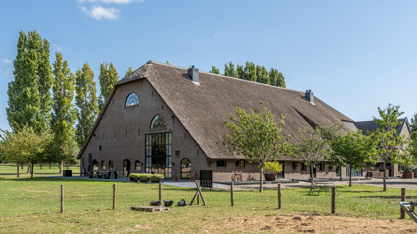 Bekijk foto 3 van Zuid-Kavelsedijk 3
