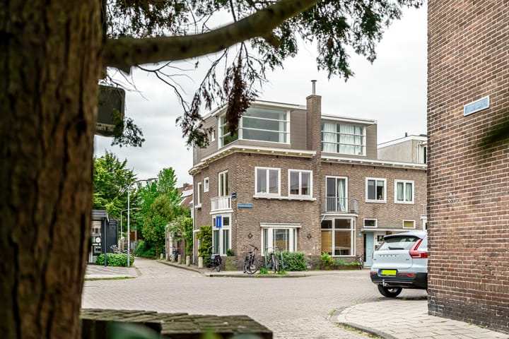 Foto 3 van Pijnboomstraat 61