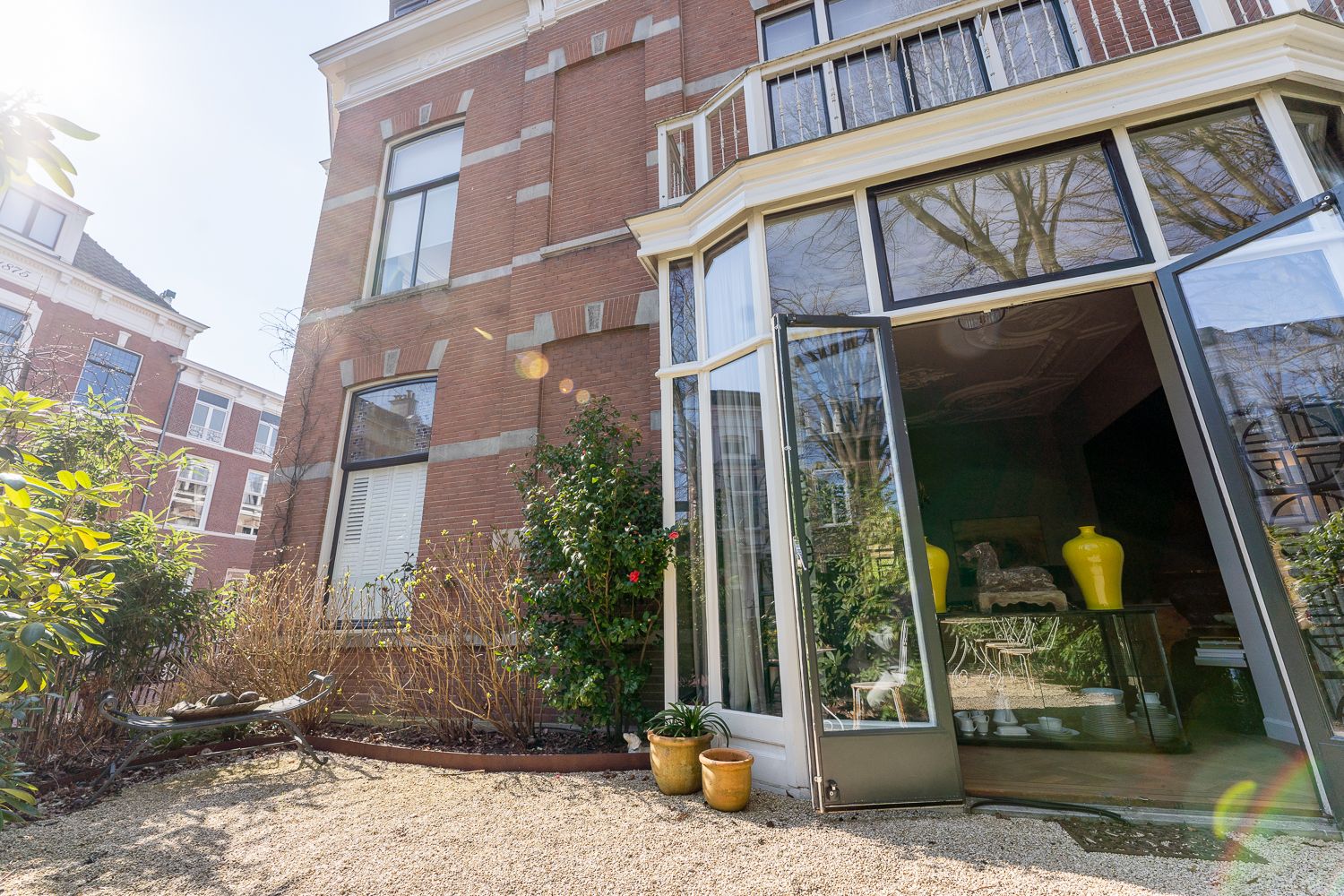 Photo 9 of Riouwstraat 8