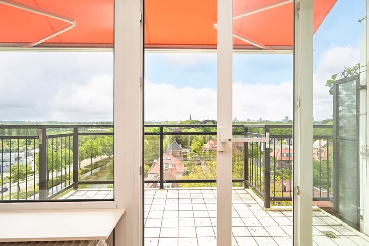 Appartement te koop: Park Vronesteyn 100, Voorburg