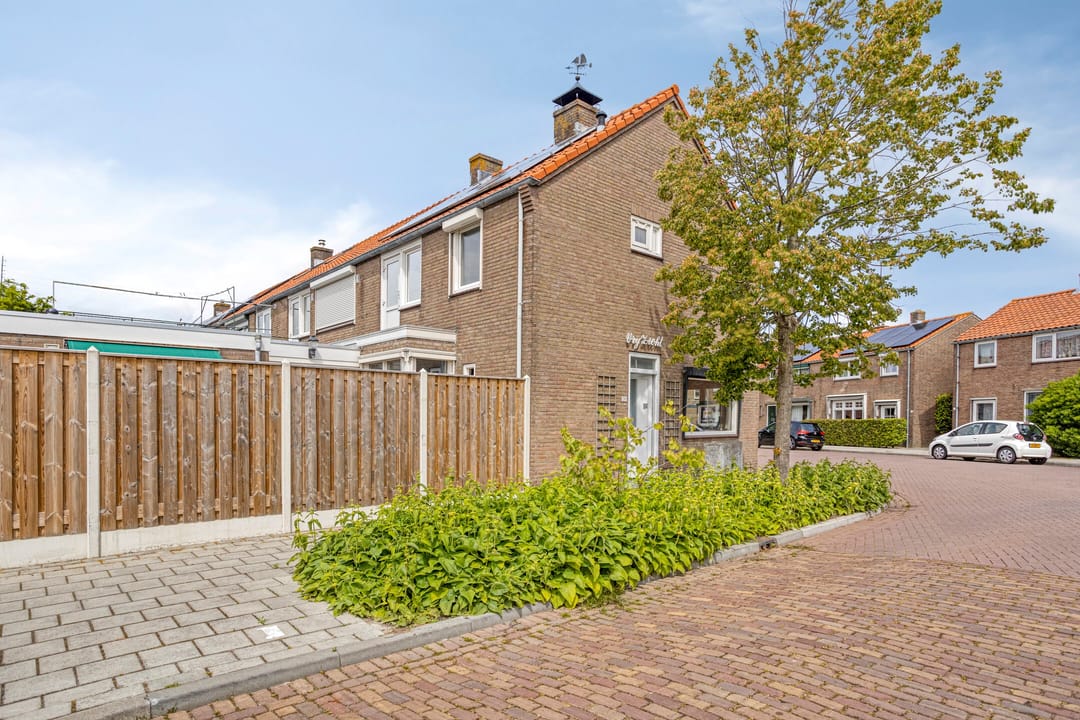 Charming Corner House with Free View and Garage in Yerseke — 23