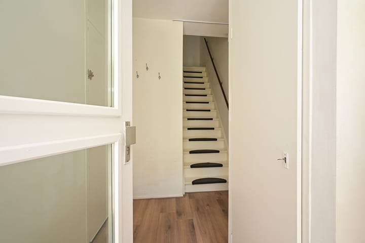 Foto 4 van Frederikstraat 305