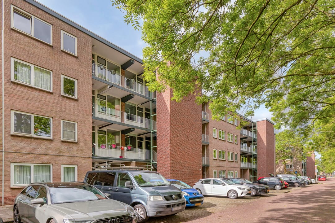 Photo 23 of Frederik Hendrikstraat 98