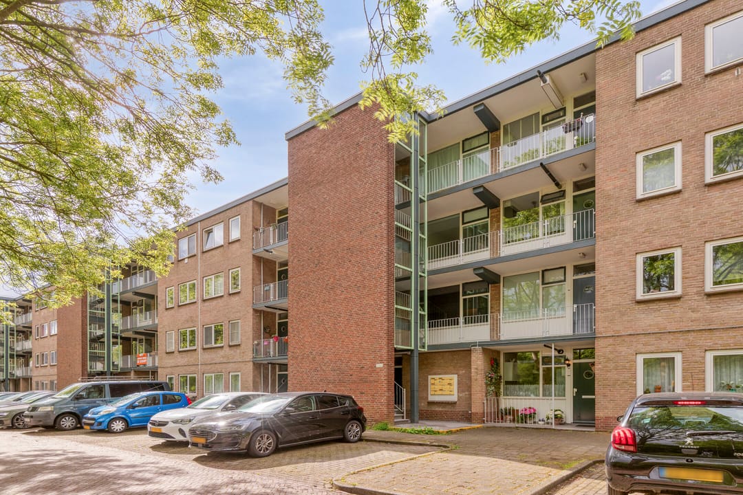 Photo 22 of Frederik Hendrikstraat 98