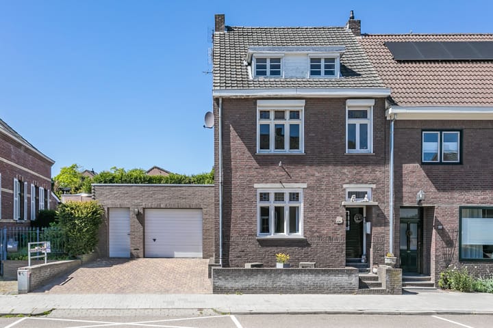Photo 2 of Brunssummerstraat 34