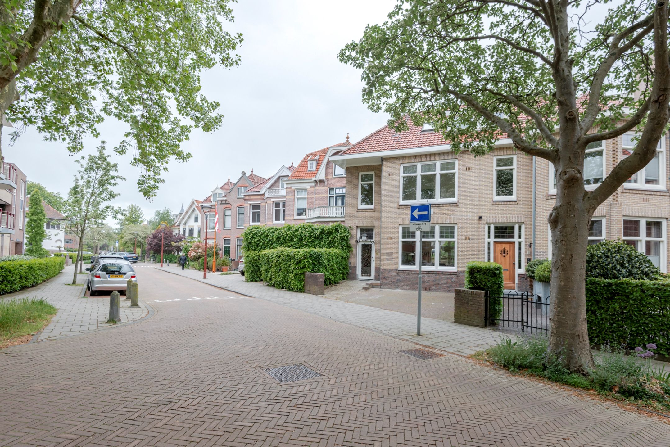 Photo 3 of Emmastraat 85