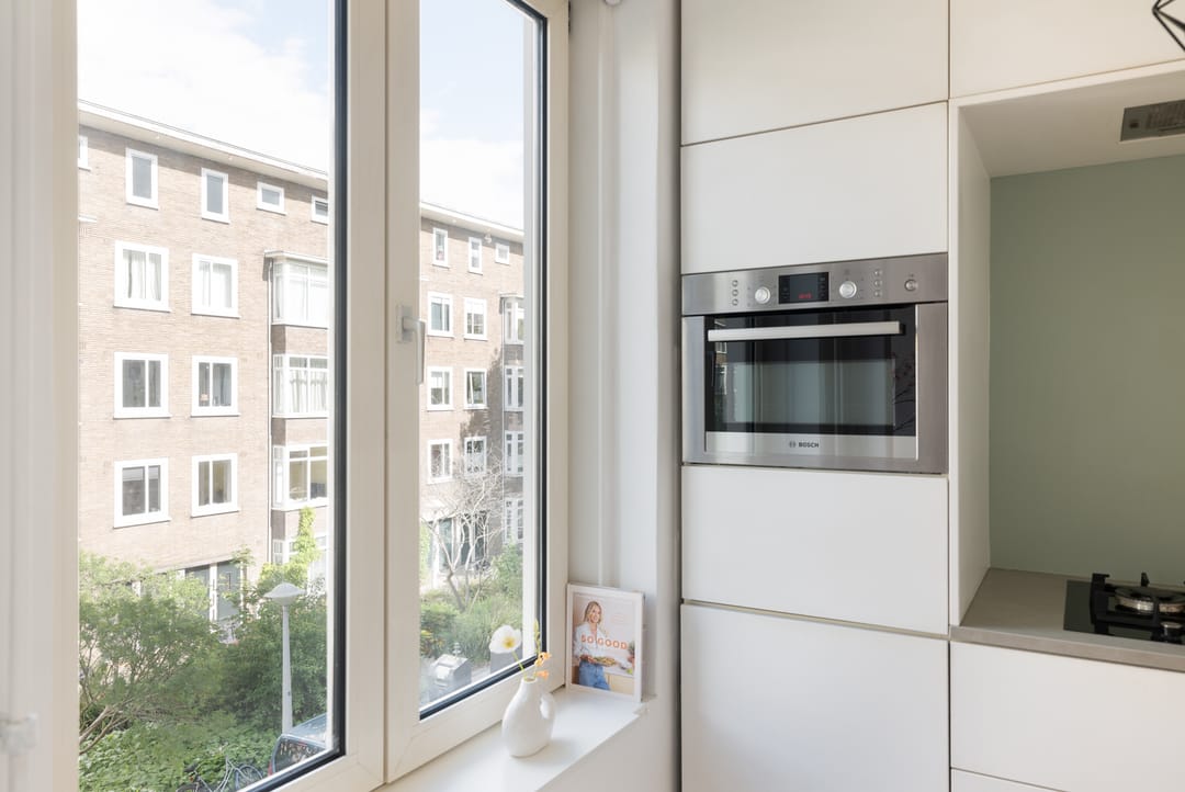 Photo 11 of Esmoreitstraat 37-2