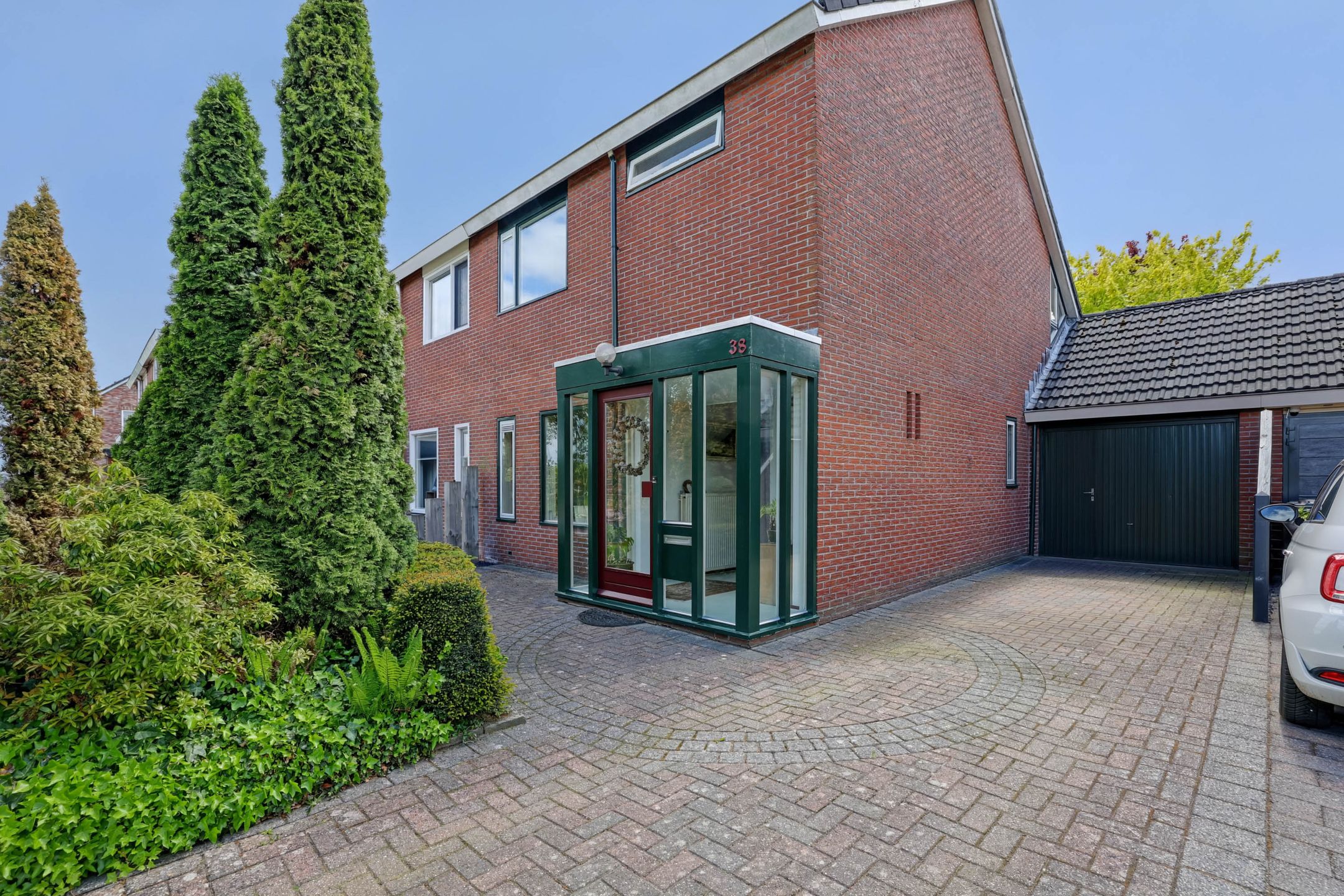 Photo 15 of Berkenstraat 38