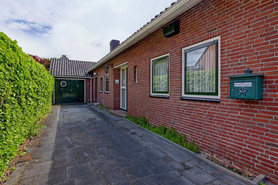 Photo 11 of Stationslaan 33