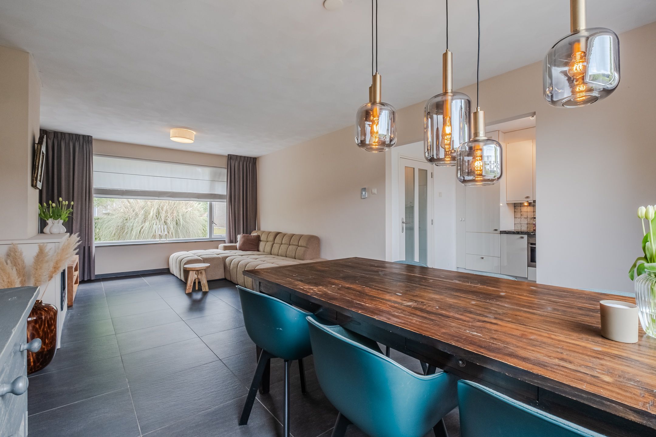 Photo 9 of Van Binsbergenstraat 14