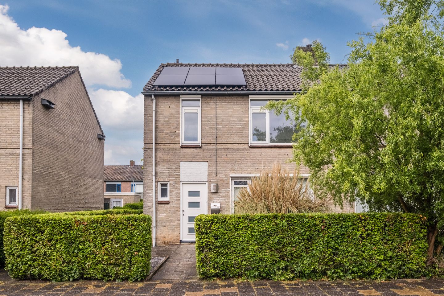 Photo 1 of Van Binsbergenstraat 14