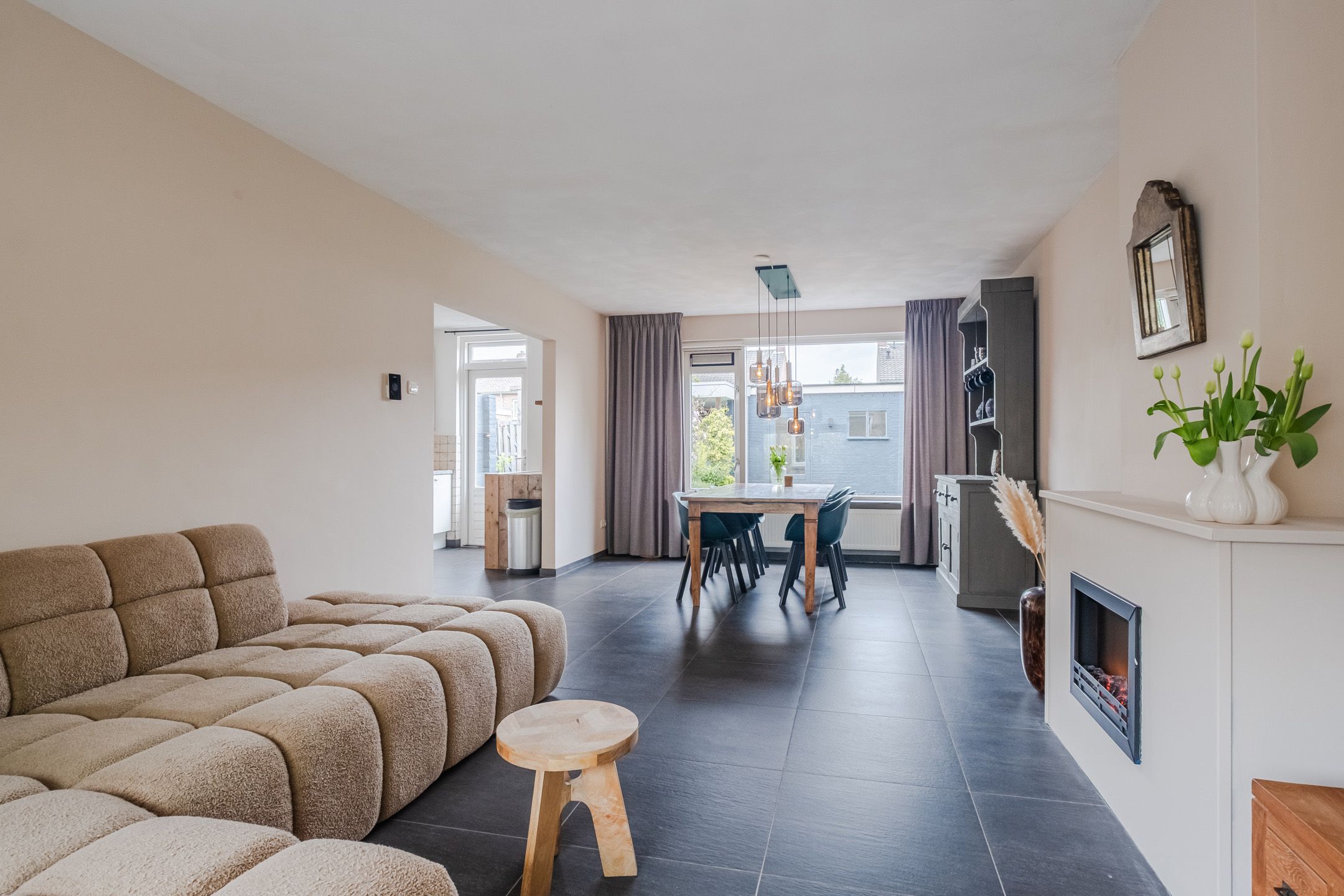 Photo 6 of Van Binsbergenstraat 14