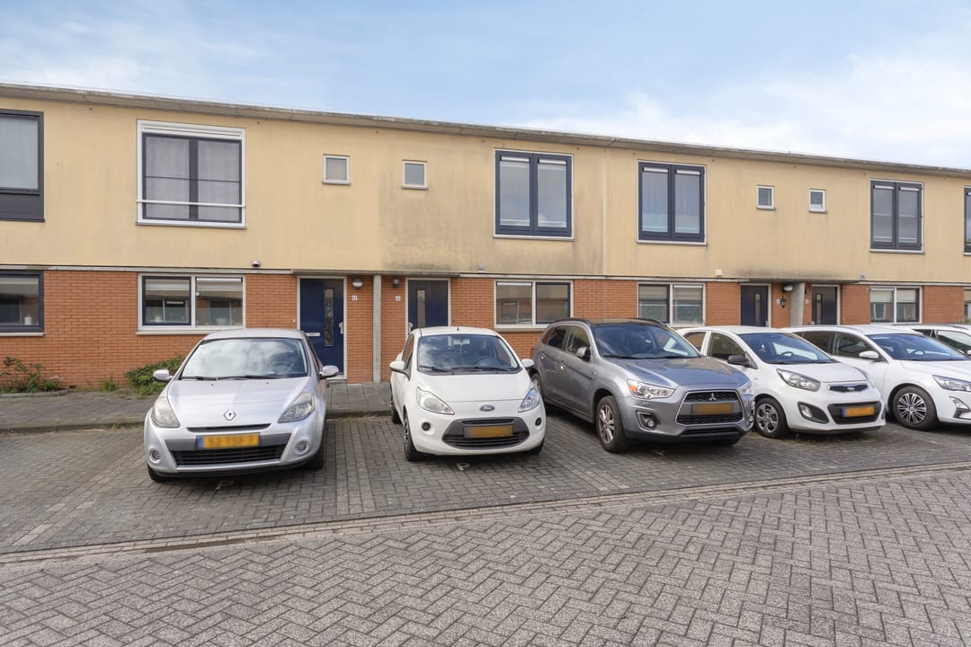 Photo 1 of Josine Reulingstraat 44