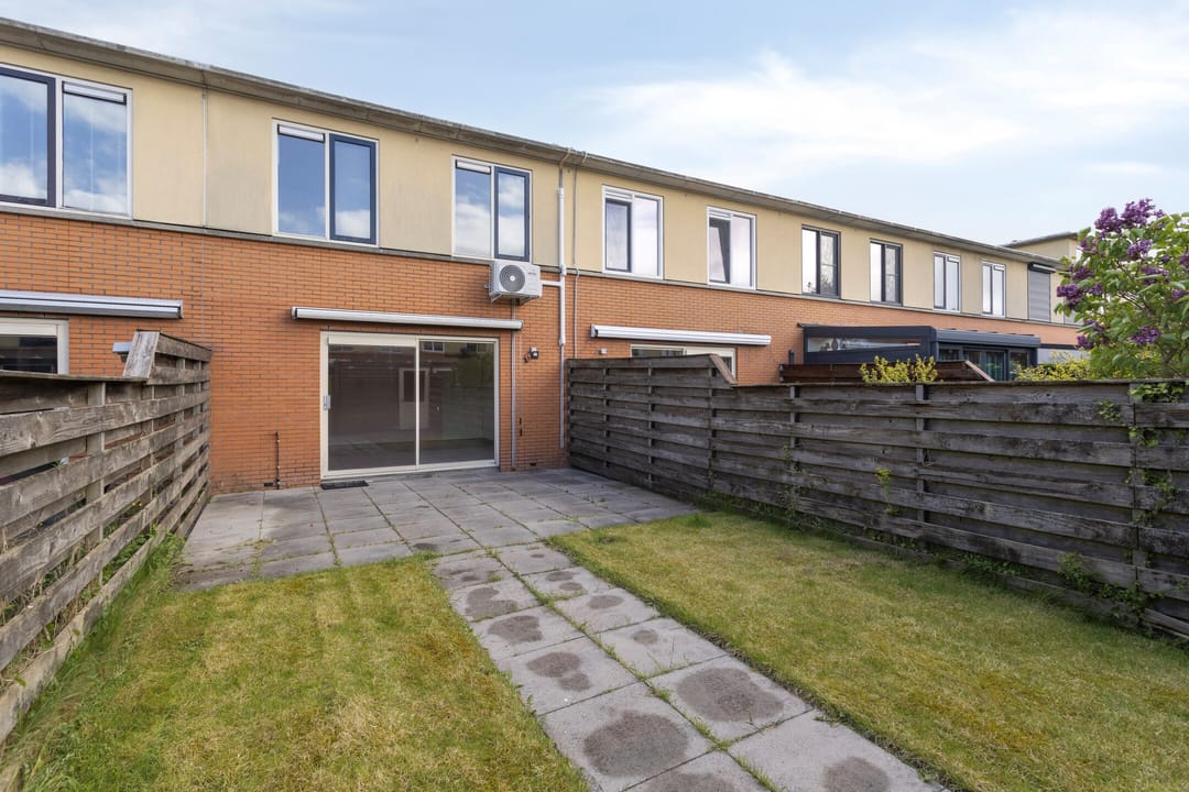 Photo 31 of Josine Reulingstraat 44