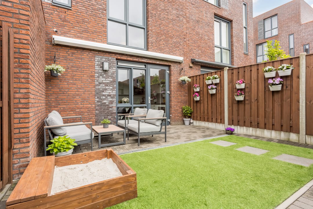 Energy-Efficient Terraced Home with Sunny South Garden in Veghel — 31