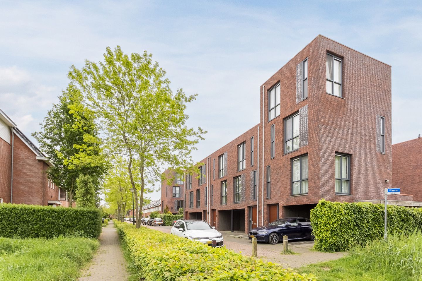Energy-Efficient Terraced Home with Sunny South Garden in Veghel — 34