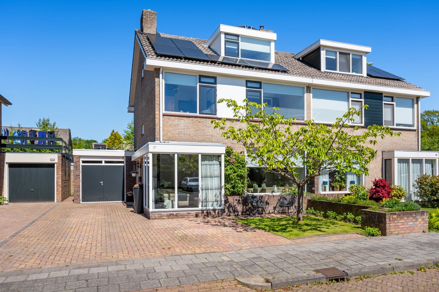 Foto 1 van Hunze 17
