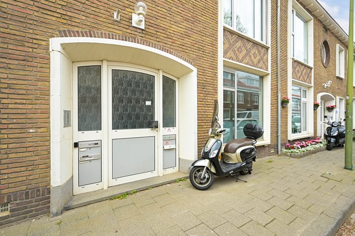 Foto 5 van Maarsbergenstraat 151
