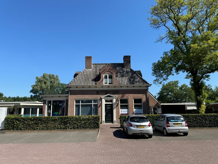 Drostenraai 33, Noordscheschut