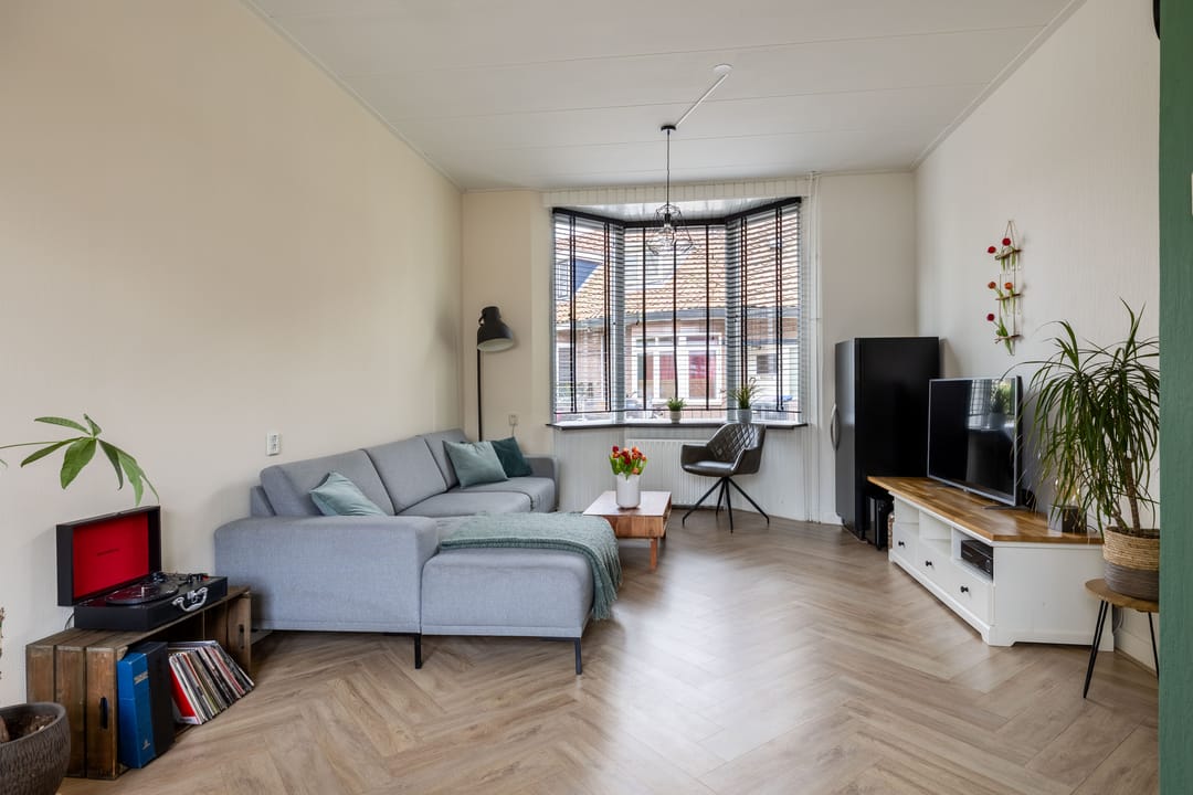 Photo 2 of van Asbeckstraat 61