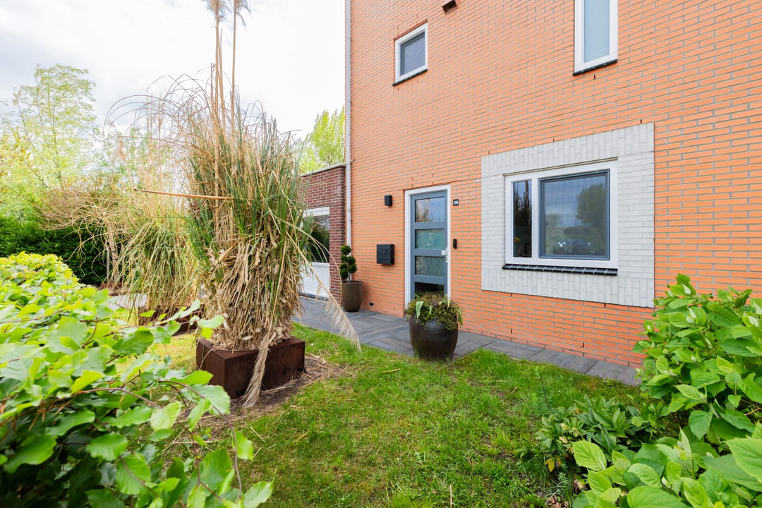Photo 8 of Damsterwaard 108