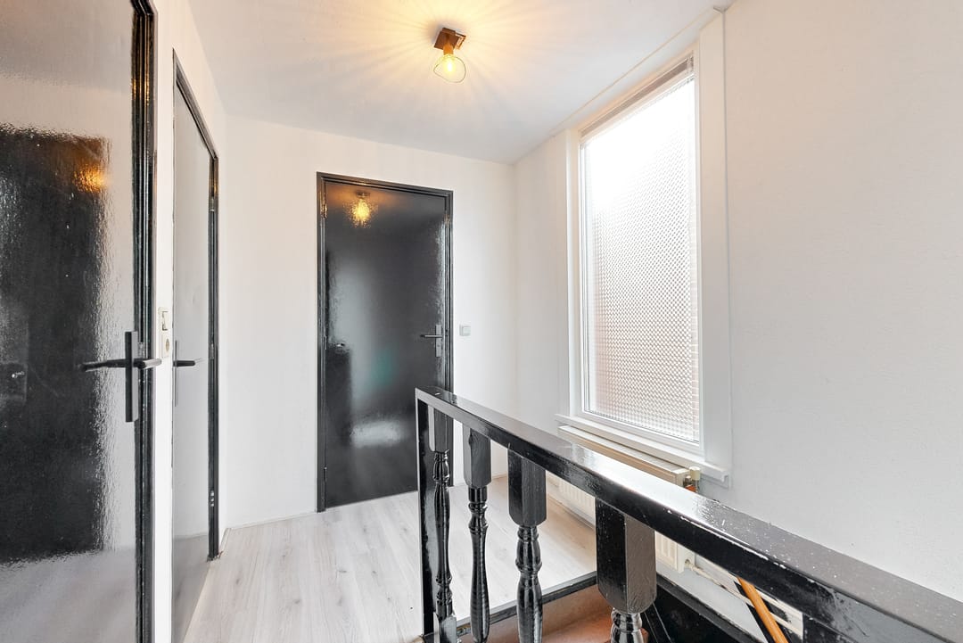 Photo 11 of Machinistenstraat 6