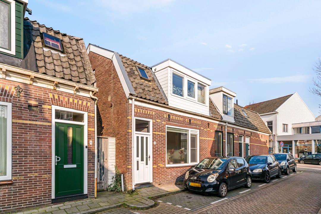 Photo 2 of Machinistenstraat 6