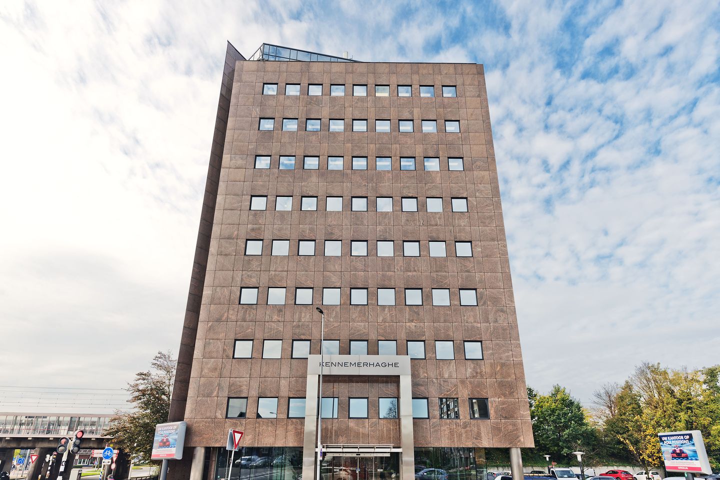 Bekijk foto 3 van Leidsevaartweg 99